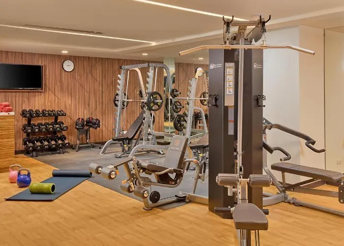 Отель Grand Westside 5*